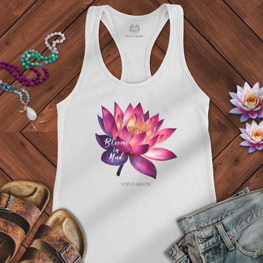 Blooms In Mud Tank Solid White