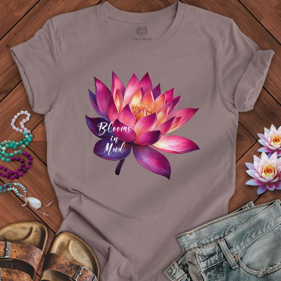 Blooms In Mud Tee Pebble Brown
