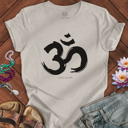Brushstroke Om Tee Heather Dust