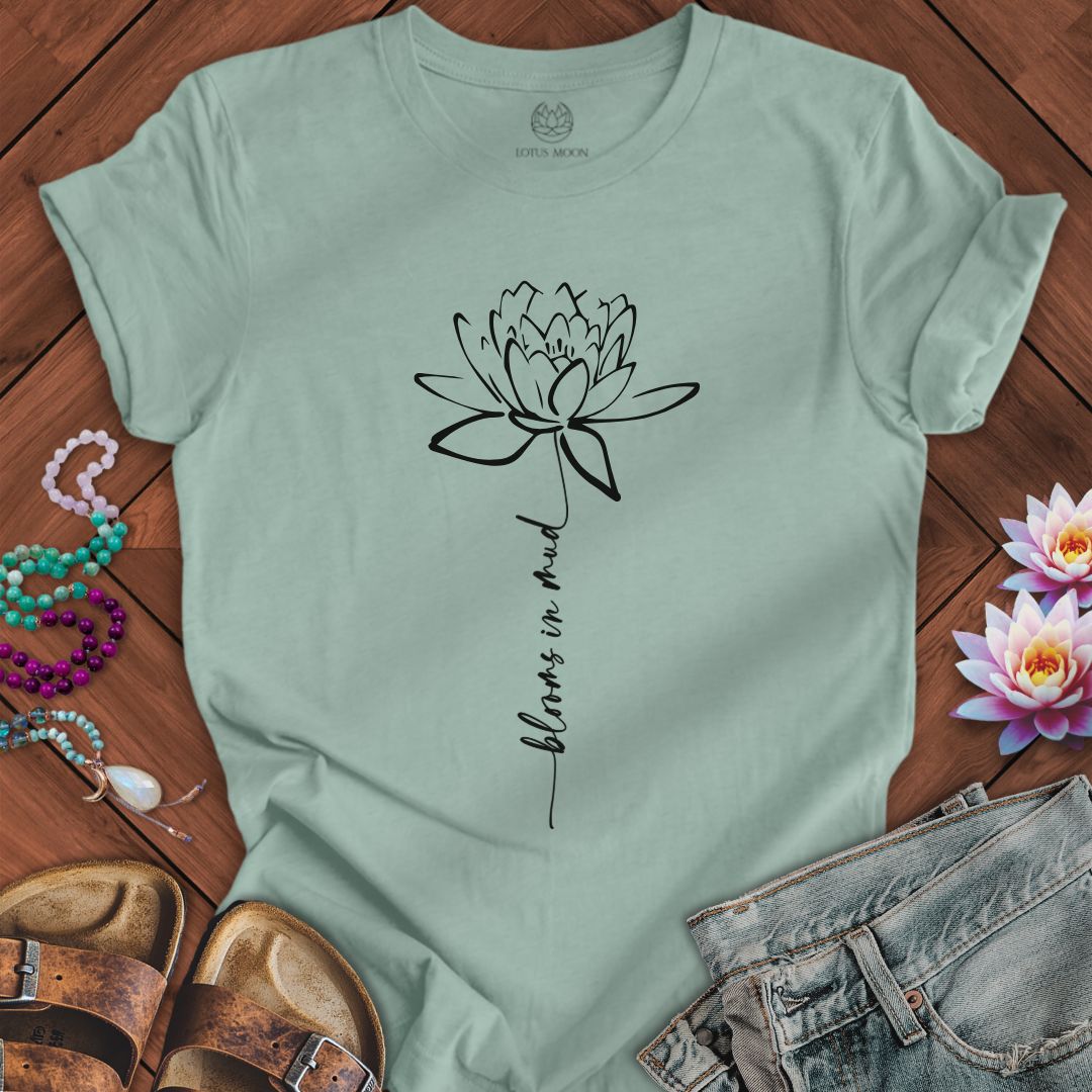 Script Stem Lotus Tee Dusty Blue