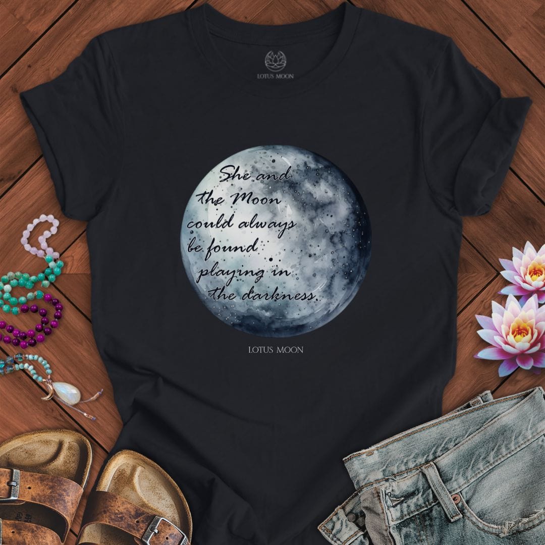 She and the Moon Tee Vintage Black